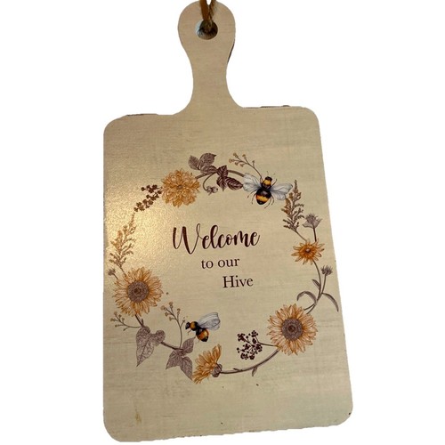 Welcome our hive bee - welcome, to