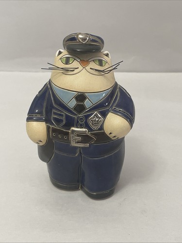 Rinconada cat figurine - figurine, 4.5”