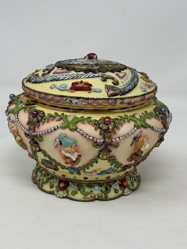 Disney snow white porcelain - snow,