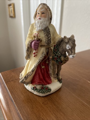 The international santa claus - international,