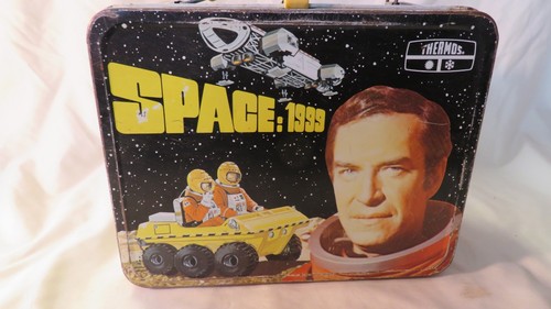 Vintage 1975 space - space:1999, metal