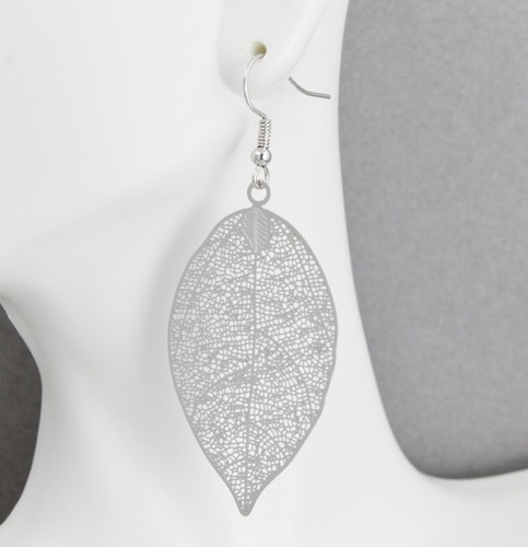 Silver leaf earrings - , filigree