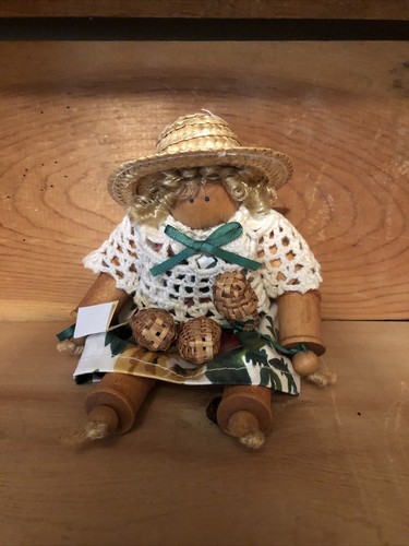 Longaberger peg doll with - longaberger,