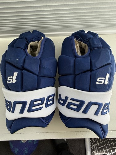 Bauer gloves pro stock - 1s,