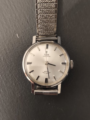 Tudor small rose princess - tudor,