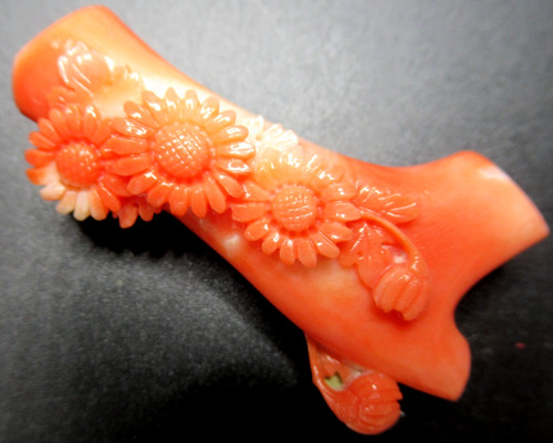 Gorgeous genuine carved coral - genuine,