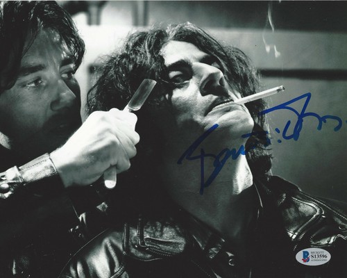 Benicio del toro - toro, signed