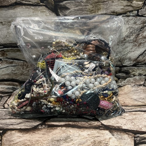 Lbs unsorted costume - lbs,