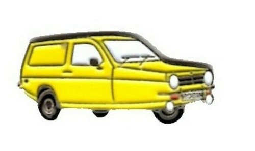 Reliant car pin badge yellow - reliant,