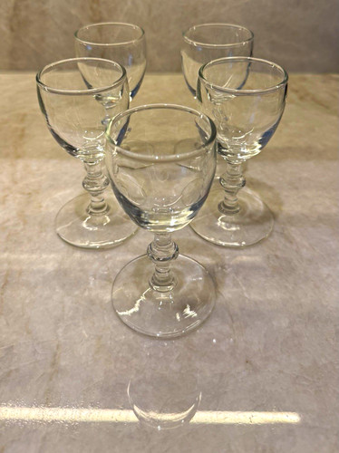 Clear glass stemmed wine - stemmed,