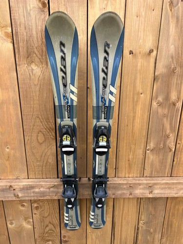 Alpine downhill snow ski elan - downhill,