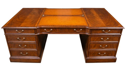 Executive desk walnut - walnut, antique