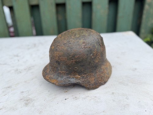 Ww2 original german helmet m35 - original,