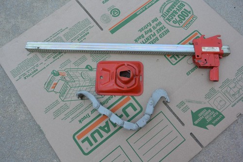 1970s mopar bumper jack - ?,
