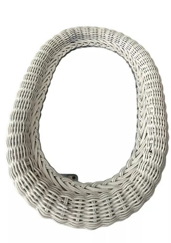 Vtg wicker oval mirror - oval, cottage