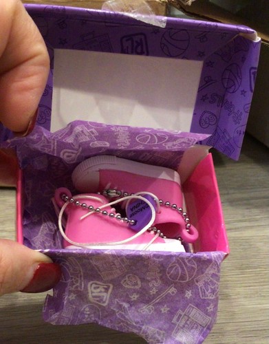 Choose real littles shoes - 1x,