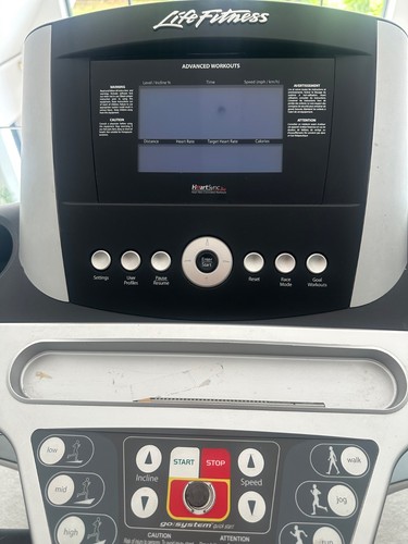 Life fitness running machine - life,