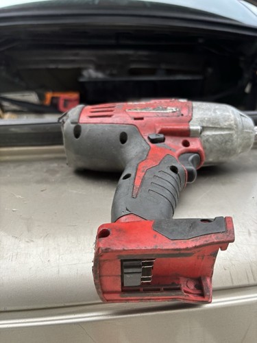 Milwaukee m18 battery impact - battery,