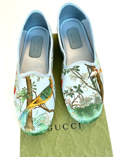 Nwb gucci printed satin - nwb,