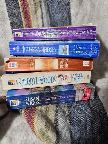 Romance novels book lot - book,