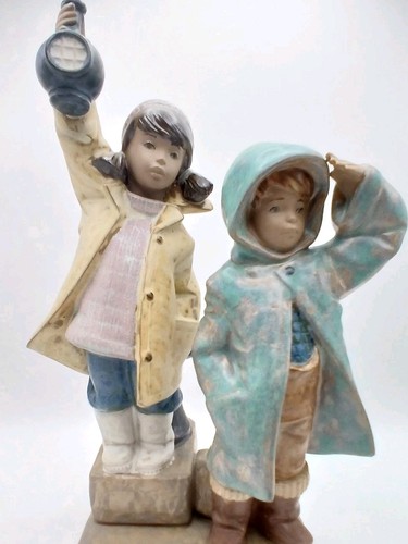 Lladro 2173 ahoy there - , 1987