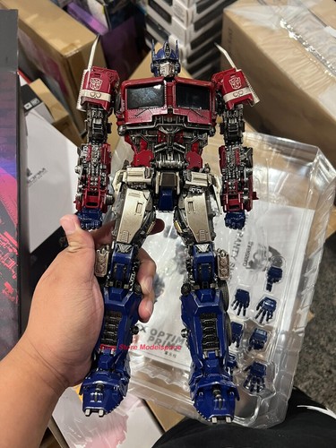 Threezero optimus prime - 3a,