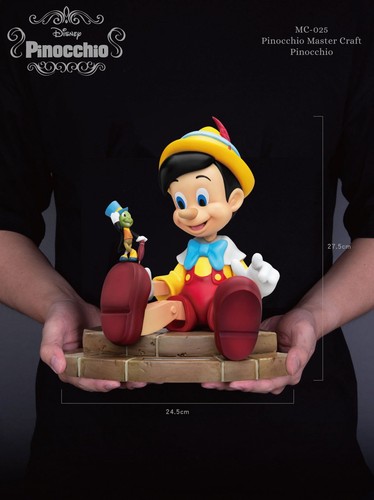 Pinocchio master craft - pinocchio, table