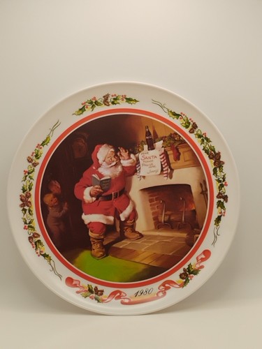 1980 plastic christmas plate - plastic,