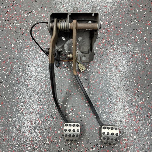 Challenger clutch pedal - 09-23,