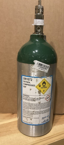 Medical oxygen cylinder - m9,