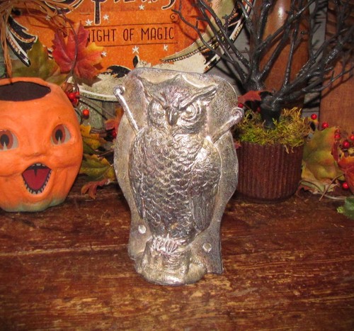 Primitive vtg tin style silver - vtg,