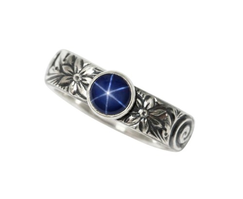 Star sapphire ring - star,