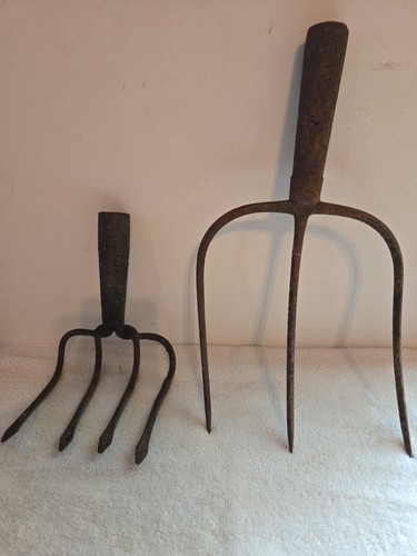 Vintage items hay rake - vintage,