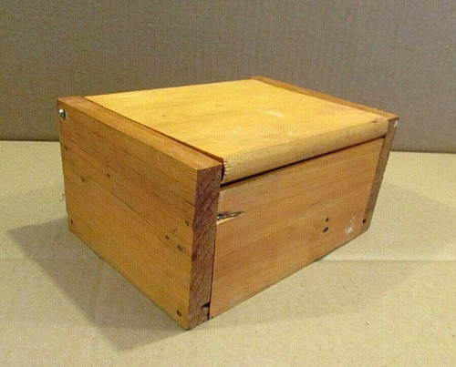 Vintage 2001 primitive - vintage,
