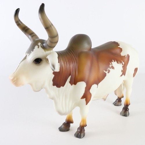 Breyer zebu brahma bull - breyer,