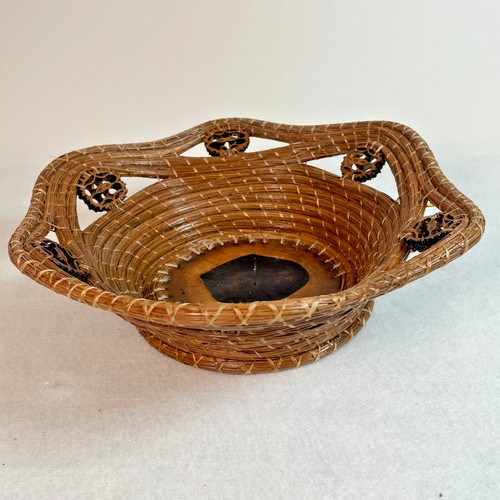 Handmade vtg pine needle coil - vtg,