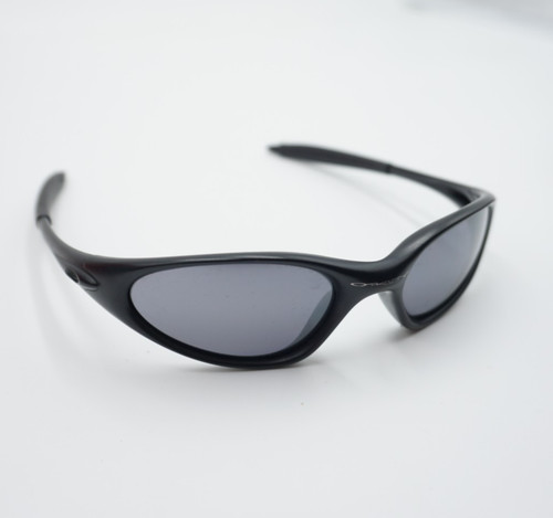 1998 oakley minute vintage - 1998,