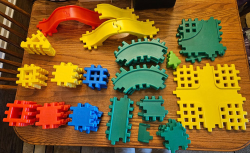 Huge lot little tikes - tikes, daycare