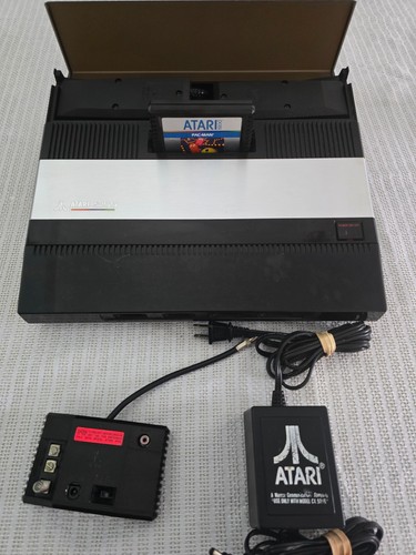 Atari 5200 port console with - console,