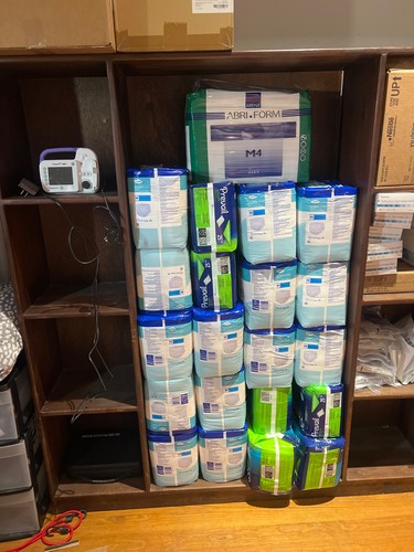 Adult diapers and bed pads - , new