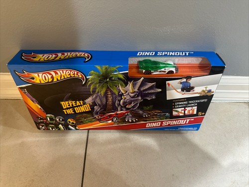 Hot wheels dino spinout - dino, track