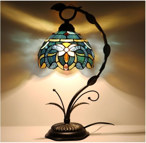 Tiffany table lamp - tiffany, stained
