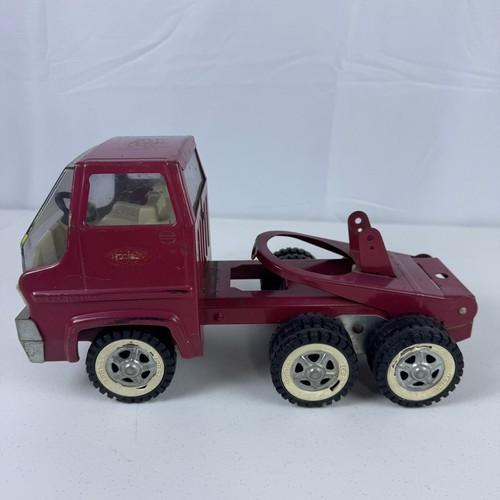 Tonka metal dump truck - metal, red