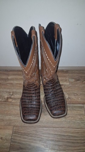 Alligator design boots