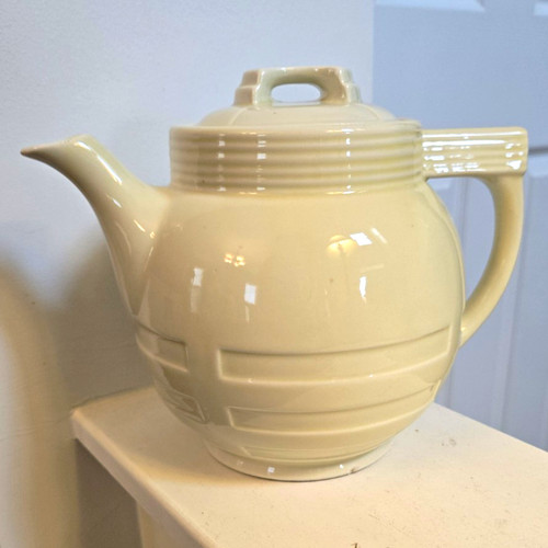 Vintage porcelier vitreous - vintage,