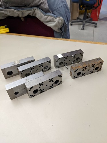 Vise pin angle jaws - vise,