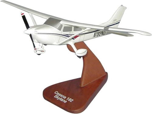 Cessna 182 skylane - cessna, desk