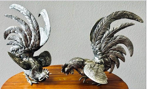 Vintage pair metal - pair,