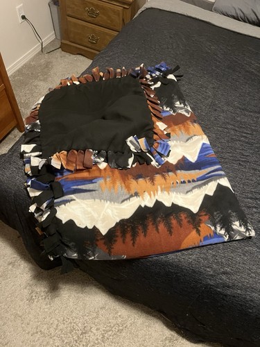 Handmade fleece tie blanket - blanket, /
