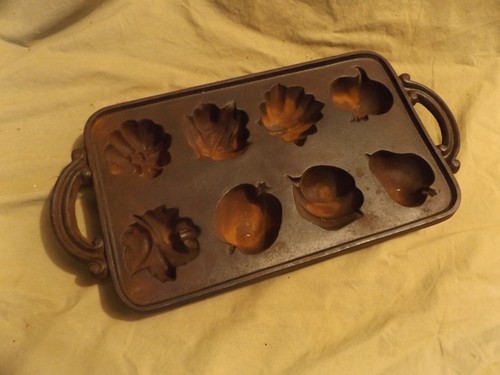 Vintage cast iron cookware - vintage,